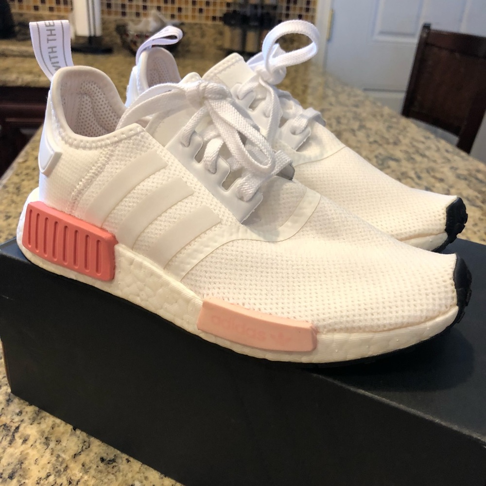 White rose nmd